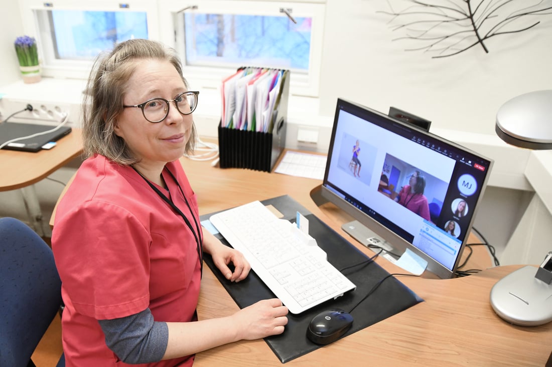 Riina Myyryläinen etäohjaus pisteellä. POHJOIS-SAVON HYVINVOINTIALUE.